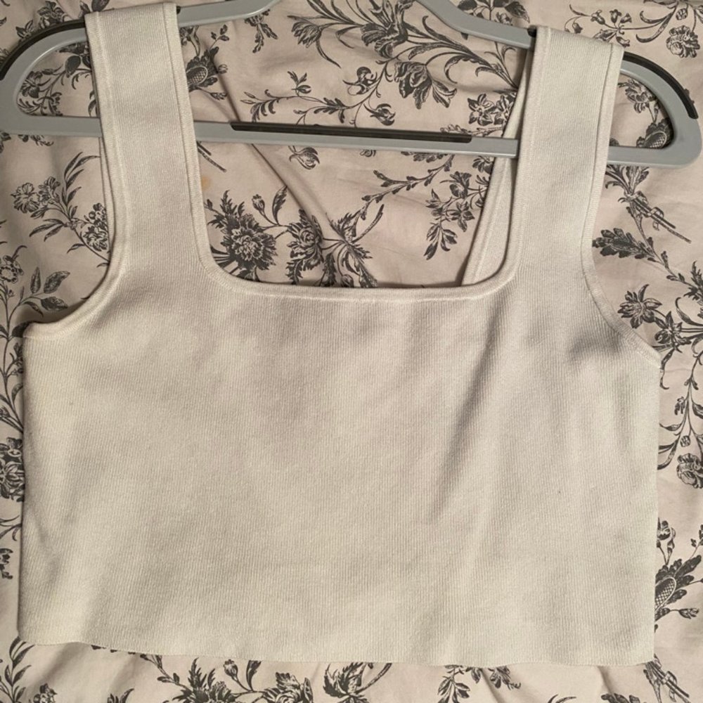 NWOT White/Cream Crop Top